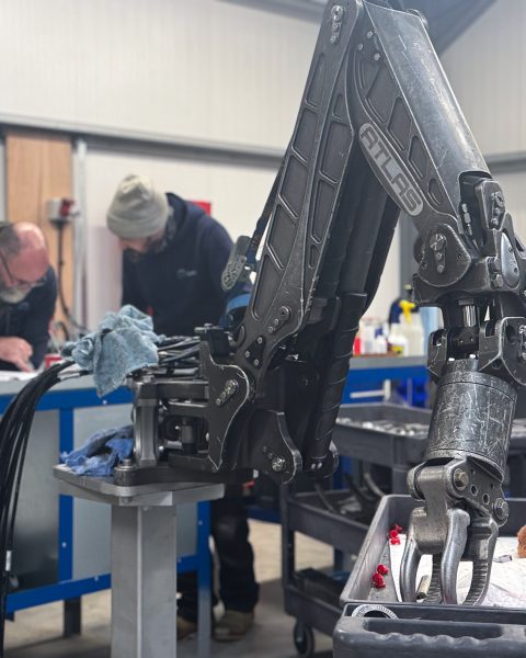 subsea-rov-robotics-02